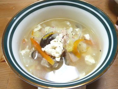 ツナと豆腐のたっぷり白菜スープ