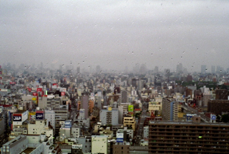 雨の大阪